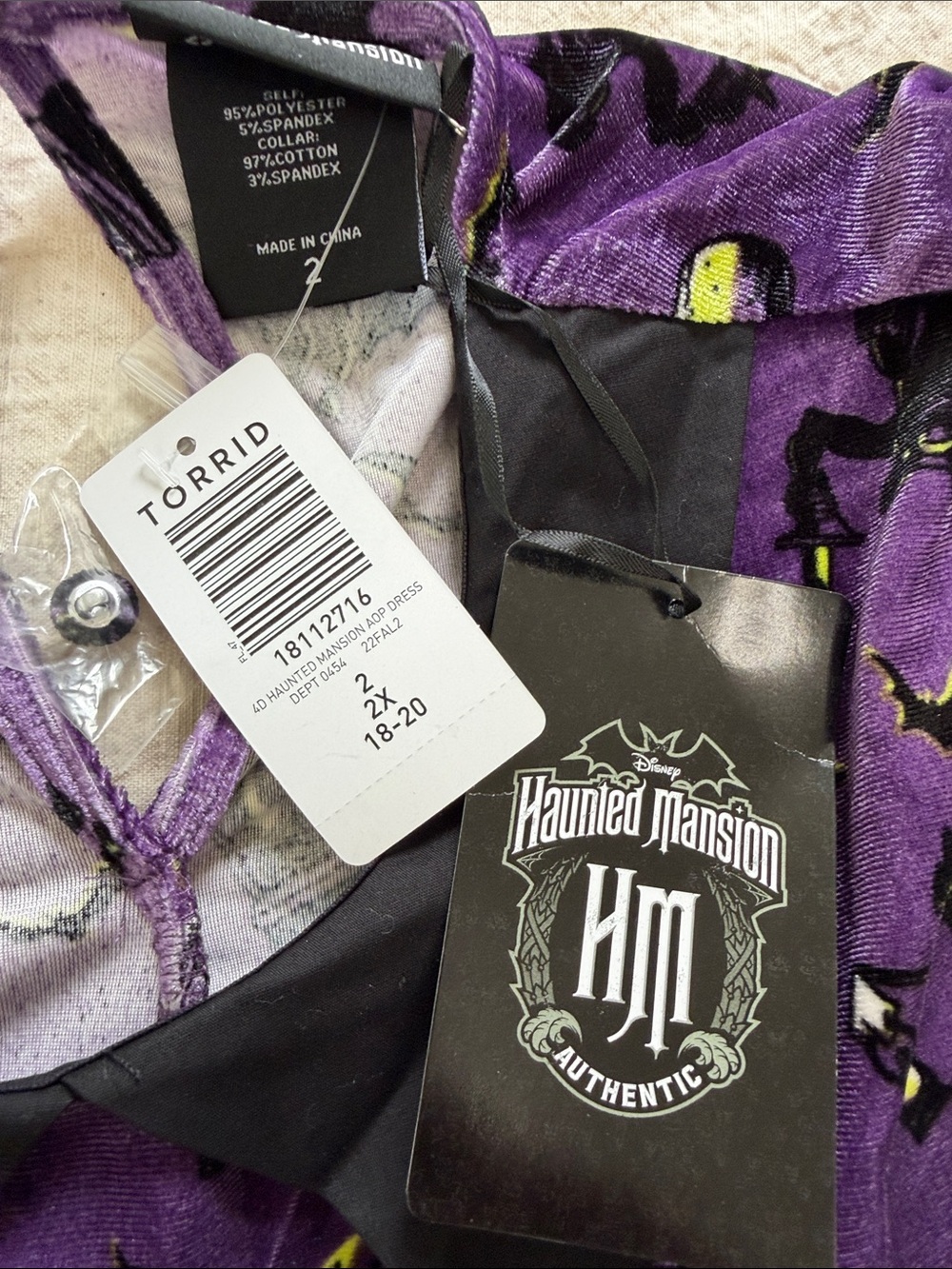‼️SOLD‼️ Torrid X Disney Haunted Mansion Velvet Dress - Picture 12 of 14